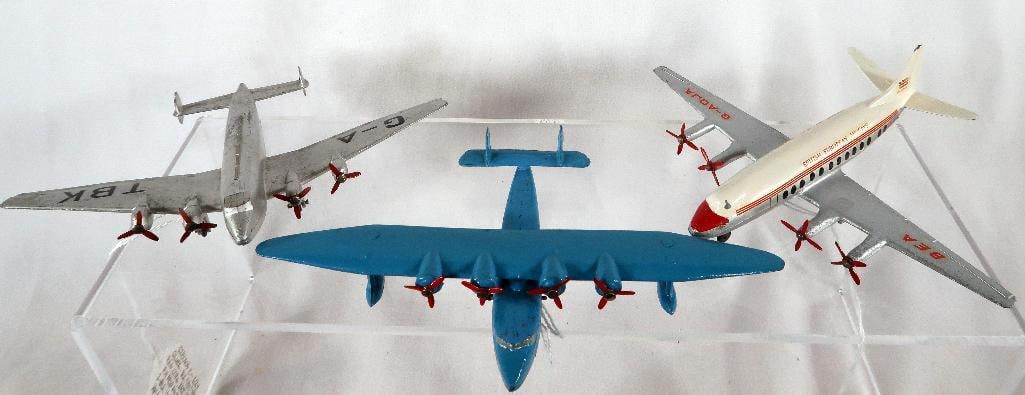 Dinky Toys 62y 4 engine Airplane/70b 4 engine BEA Airliner/60w 4 engine Seaplane (1 of 11)