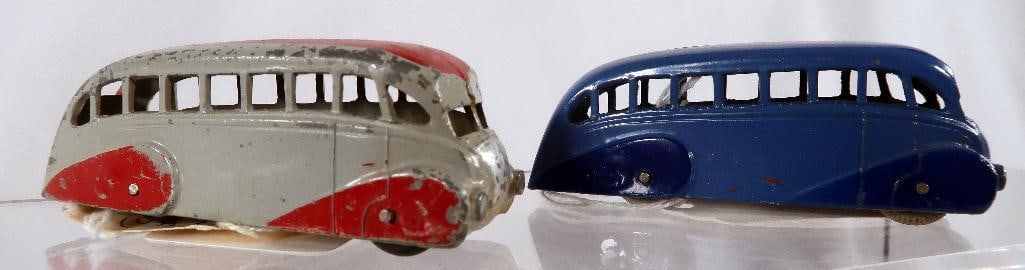 Dinky Toys 29b Streamlined Bus dark blue and 29b Streamlined Bus maroon and gray (1 of 13)