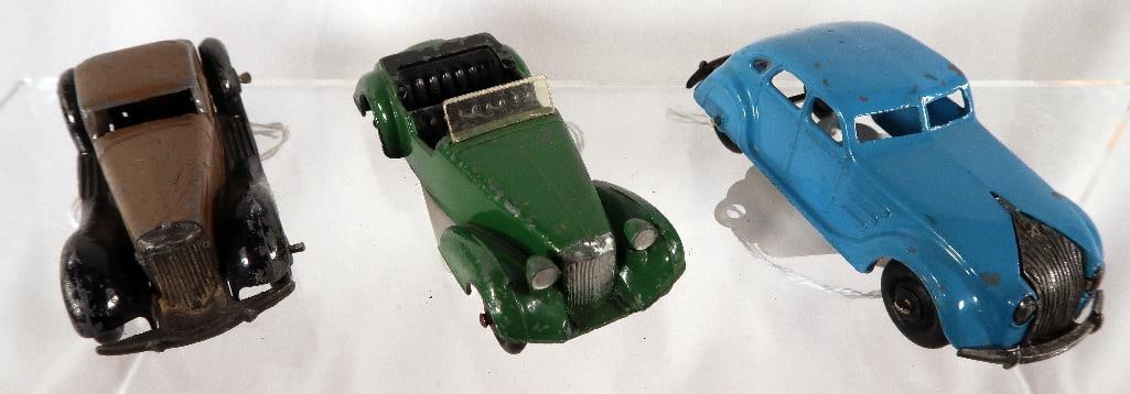 Dinky Toys 30a blue Chrysler Airflow/36b Bentley/38d Alvis (1 of 18)