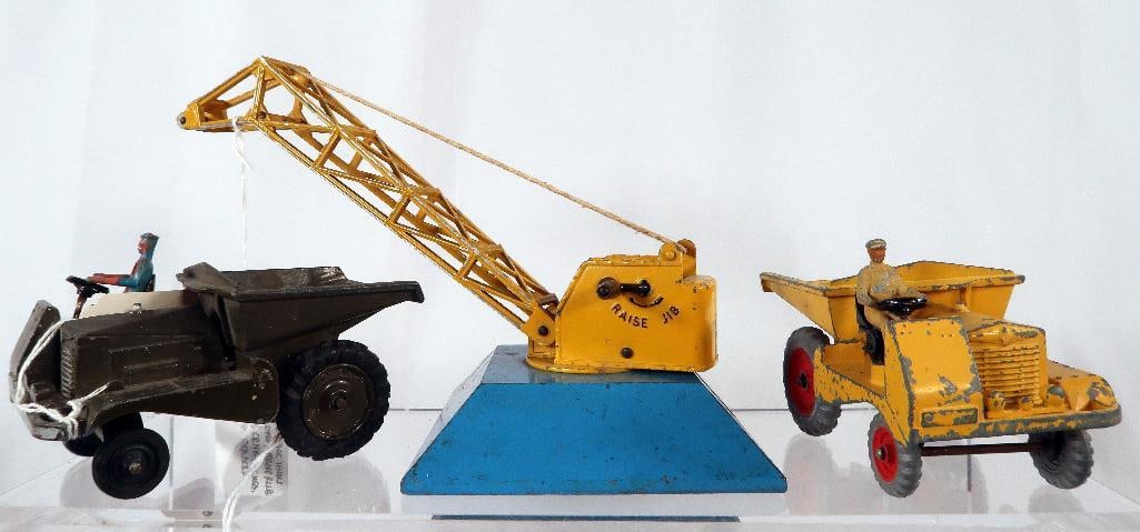 Dinky Toys 752 Goods Yard Crane/562 Muir - Hill Dumper Yellow/562 Muir - Hill Dumper Olive Green (1 of 19)