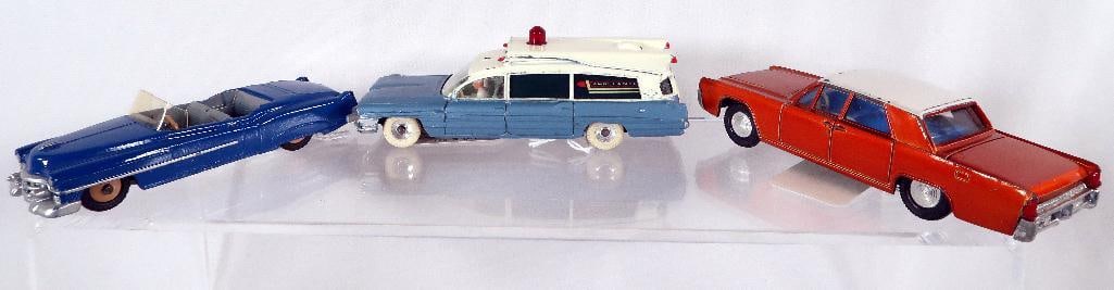 Dinky Toys 277 Superior Ambulance/170 Lincoln Continental/131 Cadillac Eldorado (1 of 20)