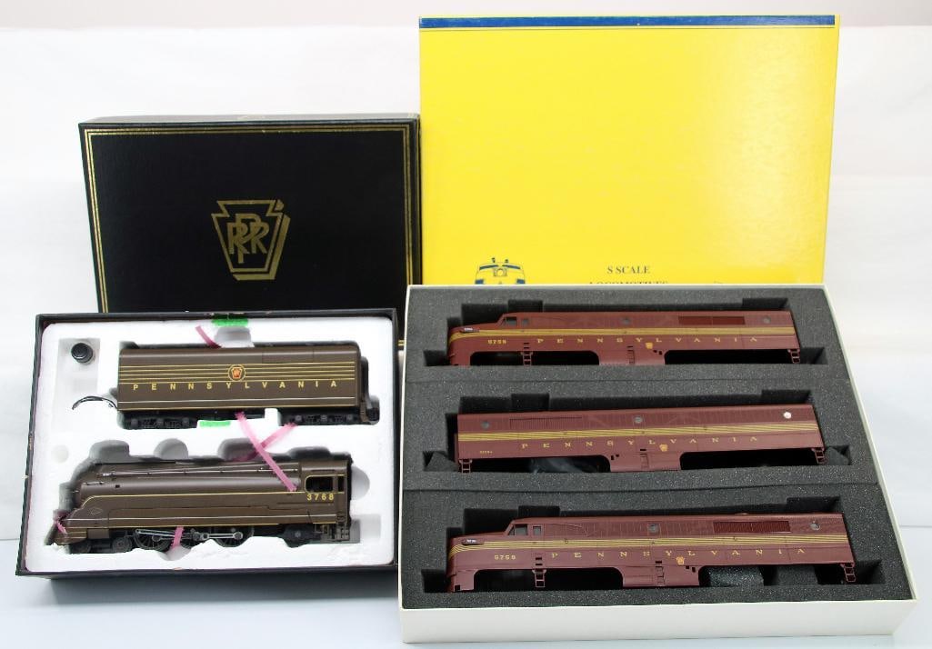 American Models Postwar S Gauge K4 Hudson Bronze and Alco PA A - B - A Tuscan shells only: American Models Postwar S Gauge K4 Hudson Bronze and Alco PA A - B - A Tuscan shells only, in C8 overall condition.