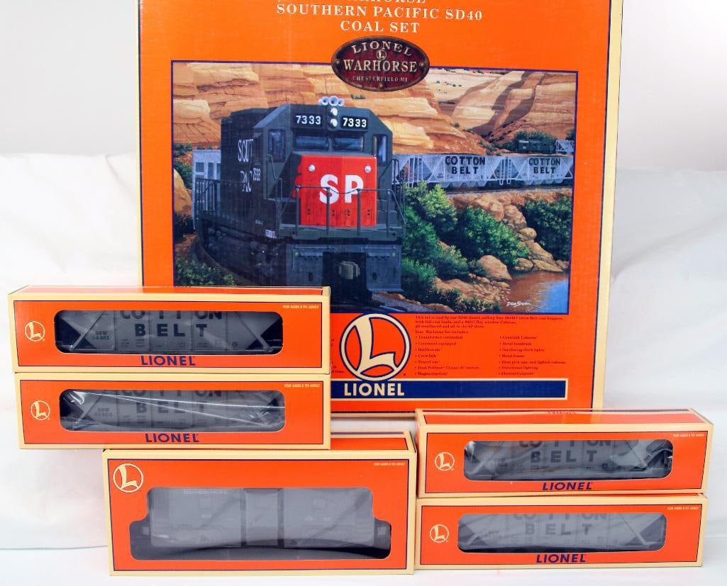 Modern Lionel O Gauge Southern Pacific SD 40 Coal Set, with no Locomotive and 5 Freight Cars (1 of 6)