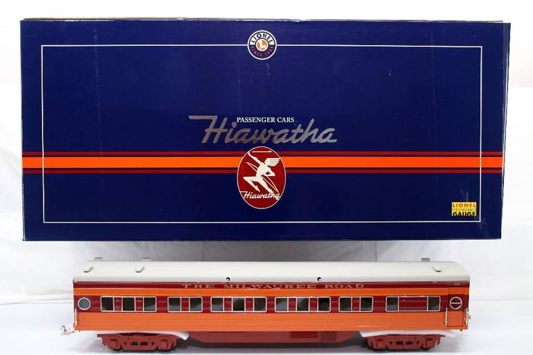 Modern Lionel Standard Gauge Milwaukee Hiawatha 4 Car Passenger Set