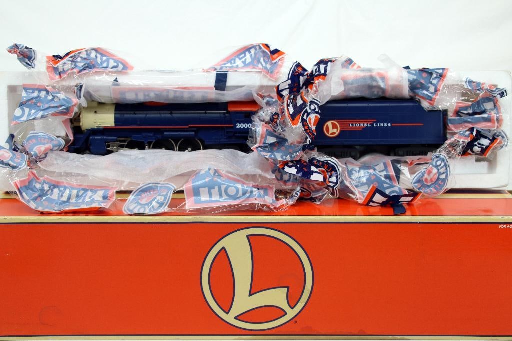 Modern Lionel O Gauge 4 - 6 - 2 Lionel Lines Traditional Loco and Tender #6 - 28020: Modern Lionel O Gauge 4 - 6 - 2 Lionel Lines Traditional Loco and Tender #6 - 28020, in C10 and in its original box. Includes Signal Sounds.