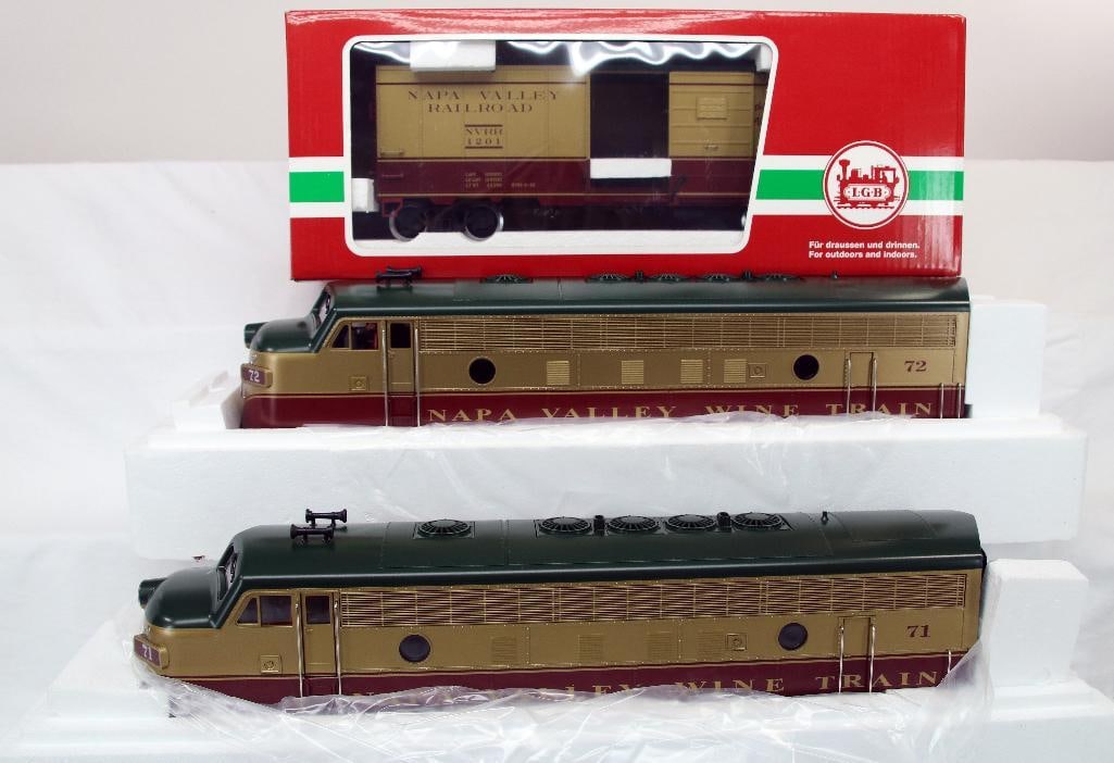 LGB G Scale 20580 Napa Valley Wine Train Diesel X2 and 4195 Napa Valley Wine Train Box Car: LGB G Scale 20580 Napa Valley Wine Train Diesel X2 and 4195 Napa Valley Wine Train Box Car, each in C9 and each in its original box.