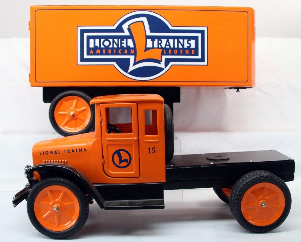 Buddy L (?) old-fashioned Truck and Trailer painted in Lionel colors and Loco (1 of 15)