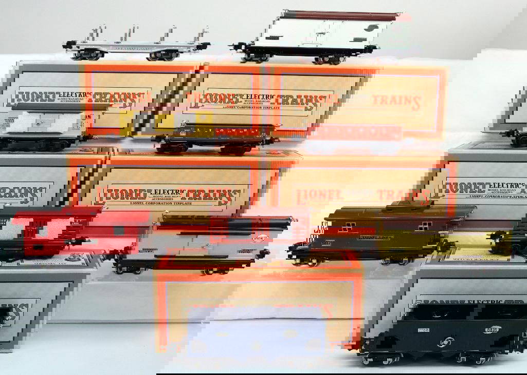 Modern Lionel O Gauge Eight (8) Assorted Freight Cars Auction