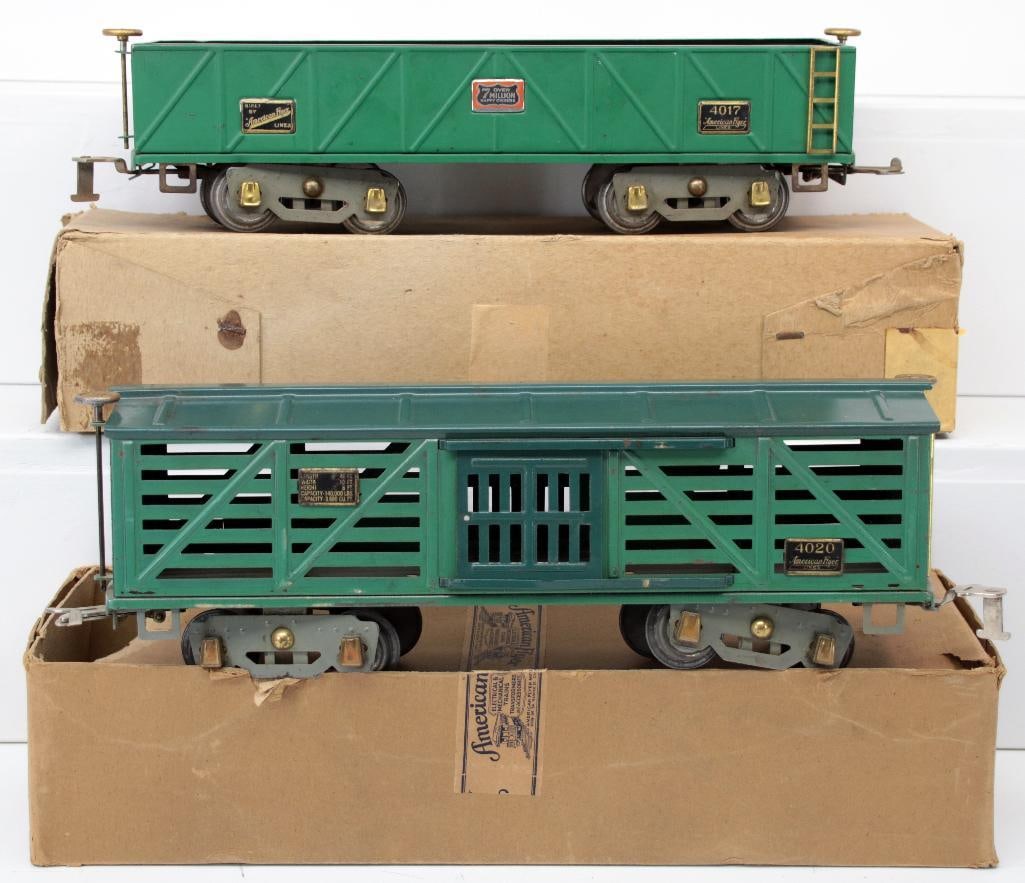American Flyer Prewar Wide Gauge 4017 green Gondola and 4020 two-tone peacock blue Livestock Car (1 of 8)