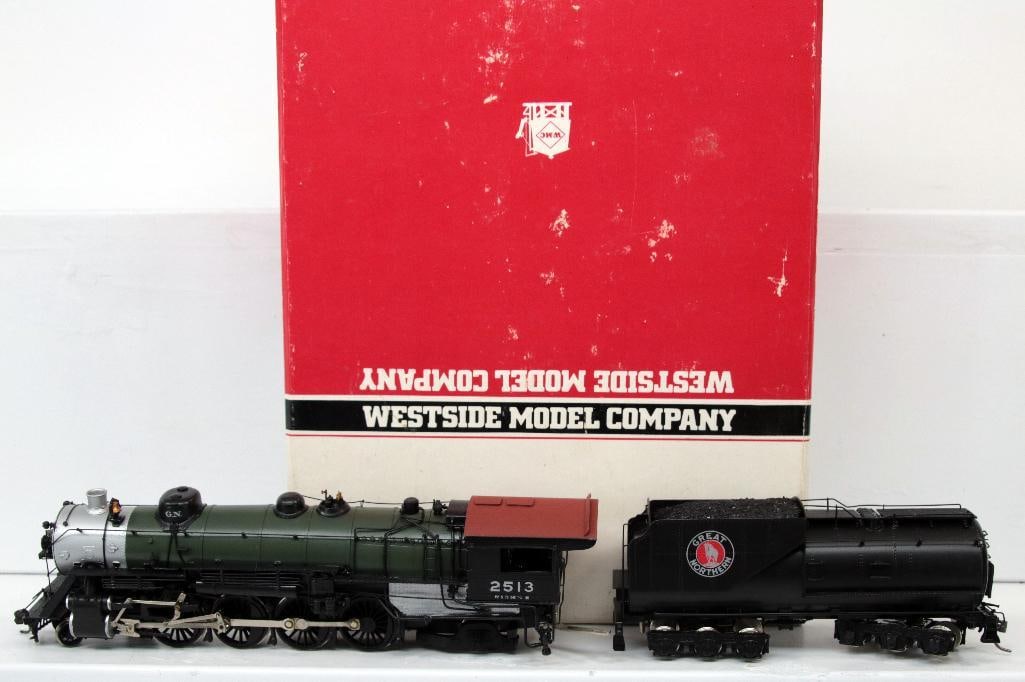 Westside Model Company HO Gauge Great Northern P - 2 4 - 8 - 2 made by Samhongsa: Westside Model Company HO Gauge Great Northern P - 2 4 - 8 - 2 made by Samhongsa, in C8 plus and with its original box.