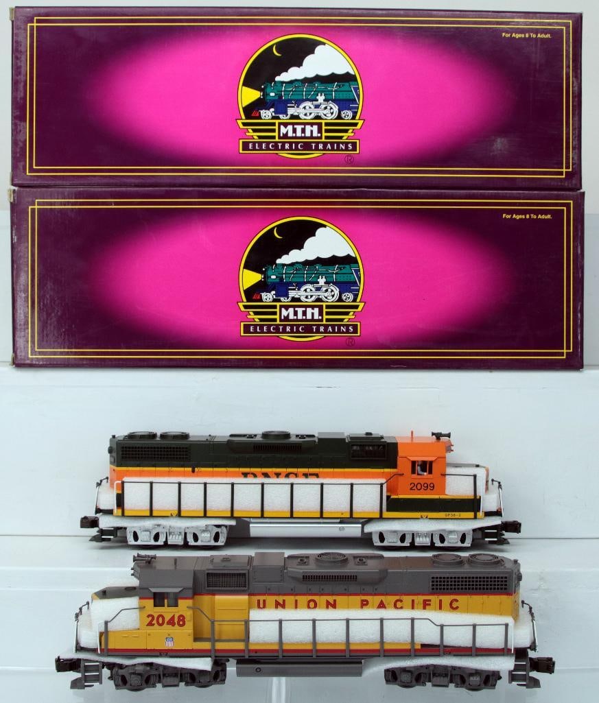 MTH O Gauge Union Pacific GP 38 - 2 Diesel and BNSF GP 8 - 2 Diesel with PS - 1 Boxed (1 of 12)