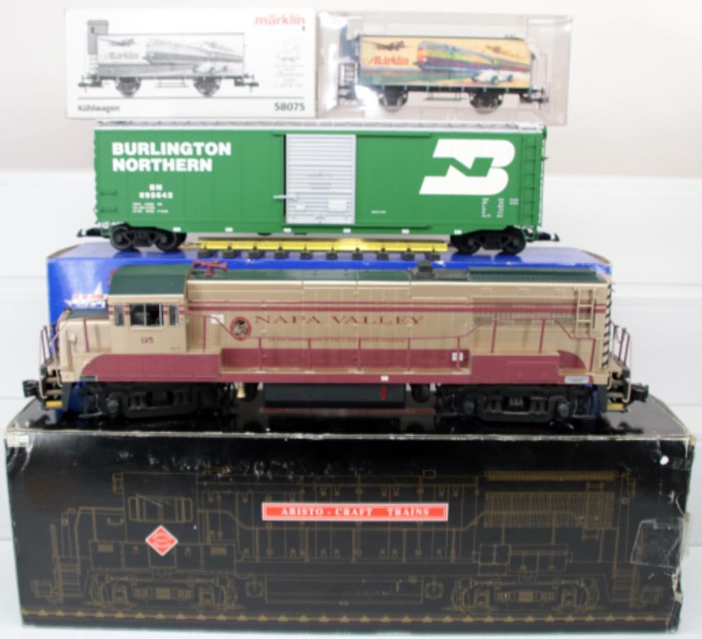 Aristocraft Trains G Scale GE U-25B Loco Diesel/Burlington Northern Box Car/Marklin Freight Car  (1 of 12)