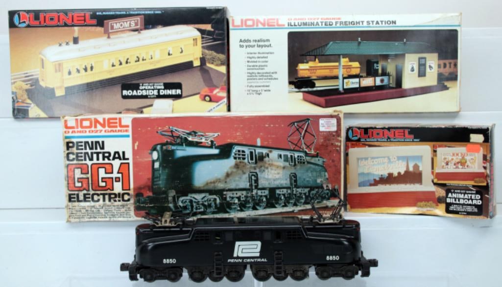 Lionel Modern O Gauge Penn Central GG - 1 Electric Loco #6 - 8550/Animated Billboard/Mom's Diner (1 of 15)