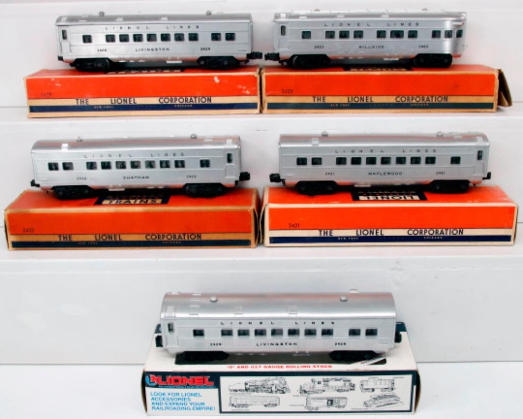 Lionel Postwar O Gauge Five (5) Assorted Passenger Cars (1 of 18)