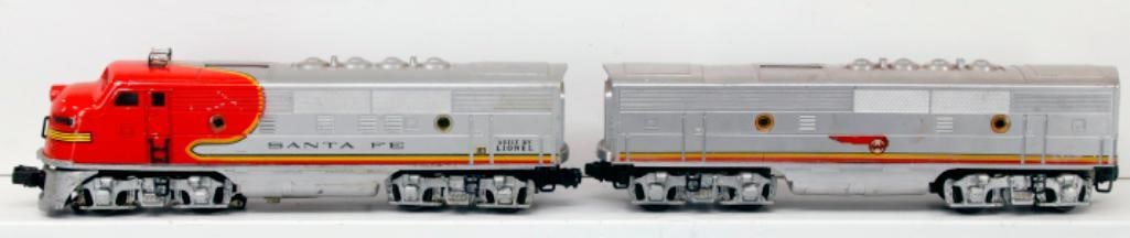 Lionel Postwar O Gauge 2343 AB Santa Fe F3 Diesel Units (1 of 10)