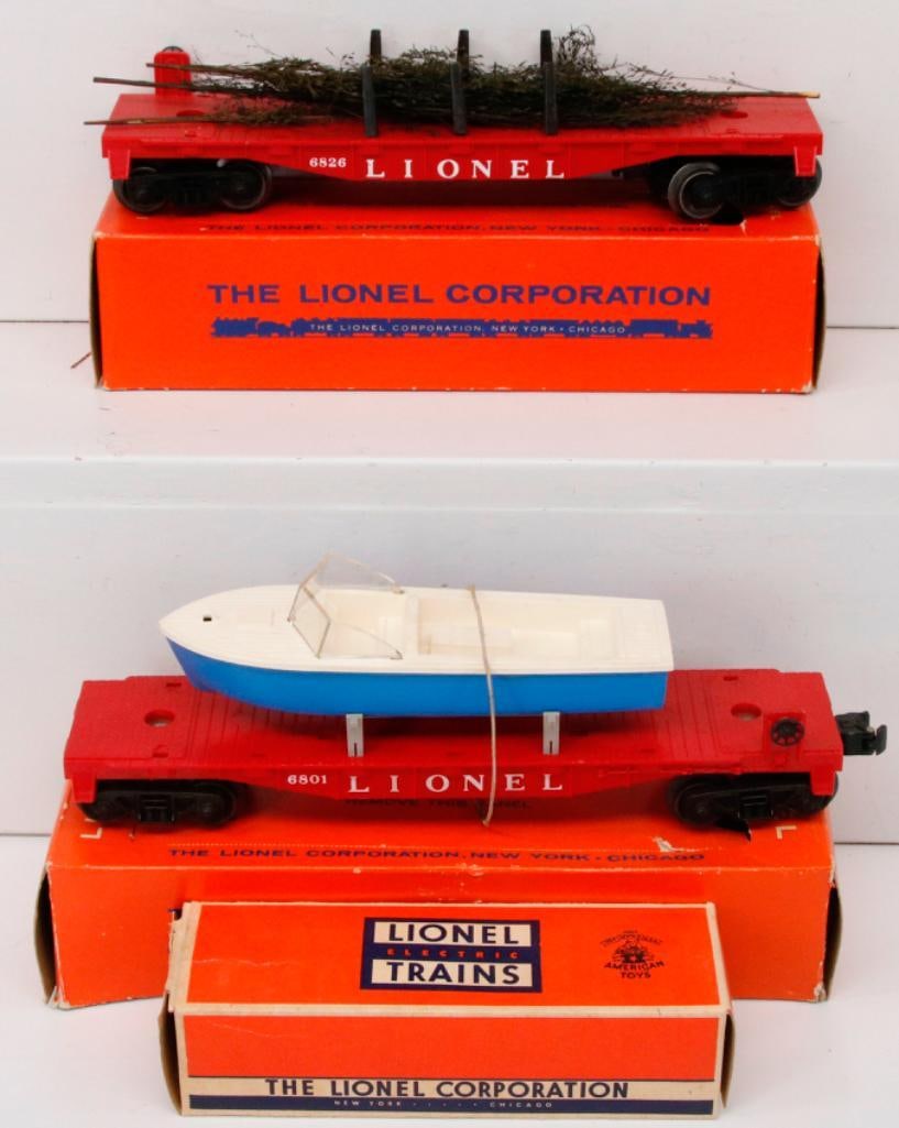 Lionel Postwar O Gauge 6826 Flat Car with Christmas Trees and 6801 Flat Car with Boat (1 of 6)