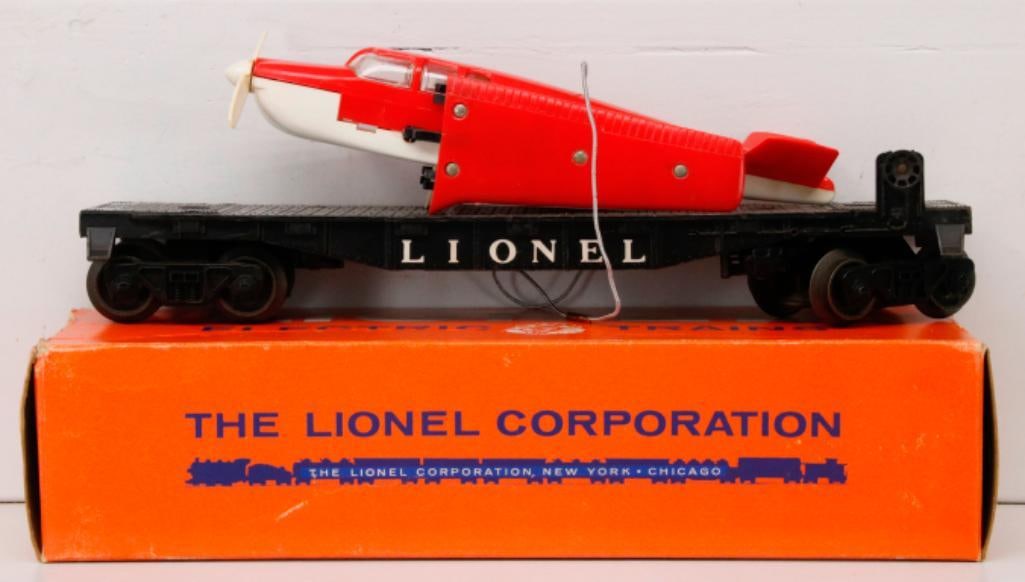 Lionel Postwar O Gauge 6500 Beechcraft Bonanza Transport Car: Lionel Postwar O Gauge 6500 Beechcraft Bonanza Transport Car, in C7 plus and with its original picture box.
