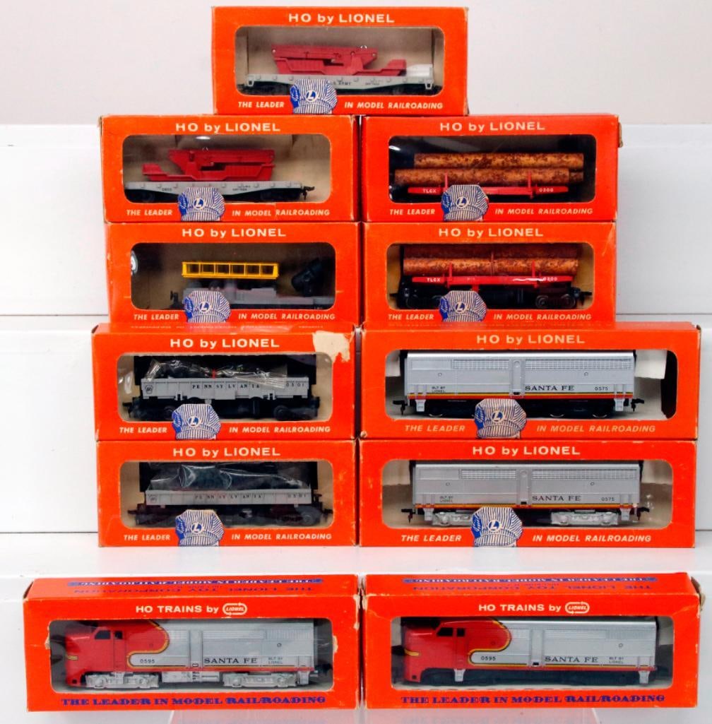 Lionel Postwar HO Gauge Santa Fe B Unit X2/Santa Fe A Unit X2/Pennsylvania Dump Car X2/US Army Flat (1 of 6)