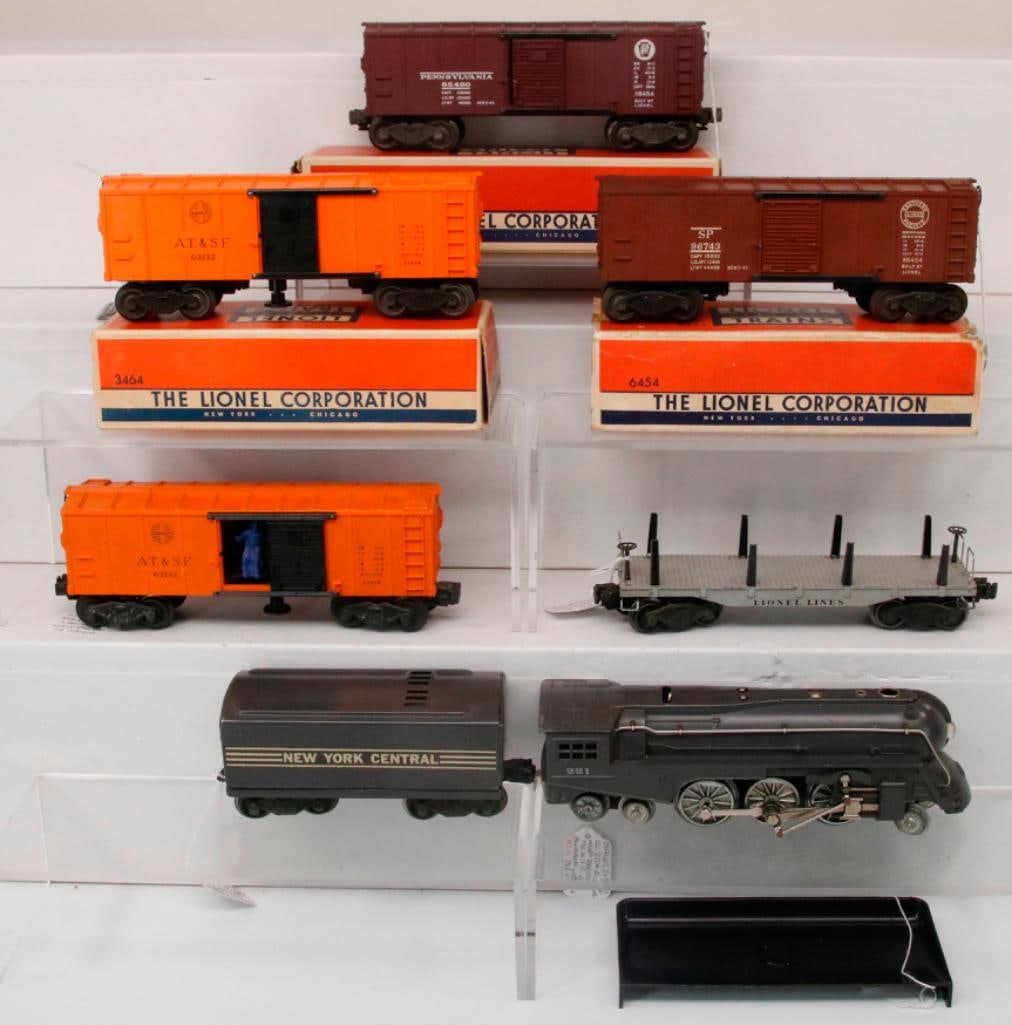 Lionel Postwar O Gauge 221 Gray Loco and 221 Gray NYC Tender from early 1946/Five Assorted Freights (1 of 16)