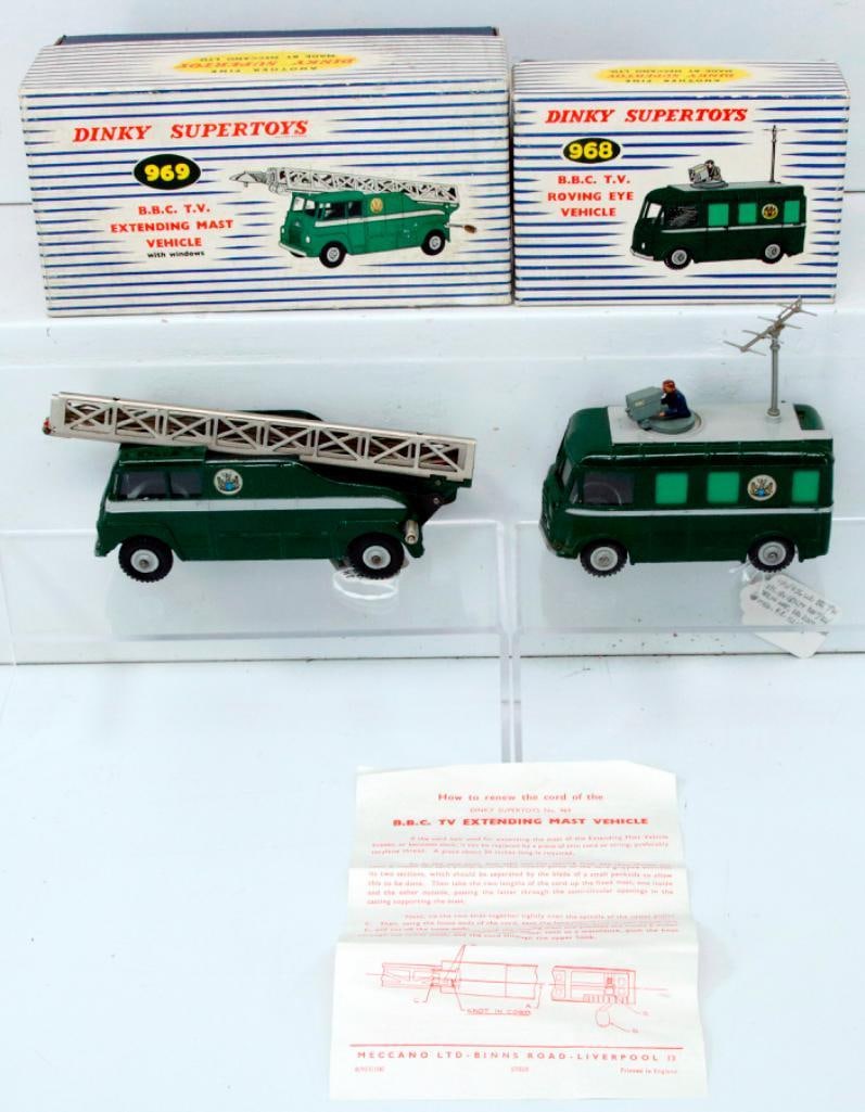 Dinky Super Toys 968 B. B. C. TV Roving I Vehicle and 969 B. B. C. TV Extending Mast Vehicle (1 of 6)