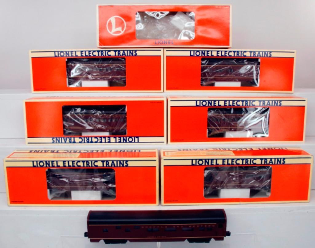 Lionel Modern O Gauge Norfolk and Western Seven (7) Assorted Passenger Cars (1 of 10)