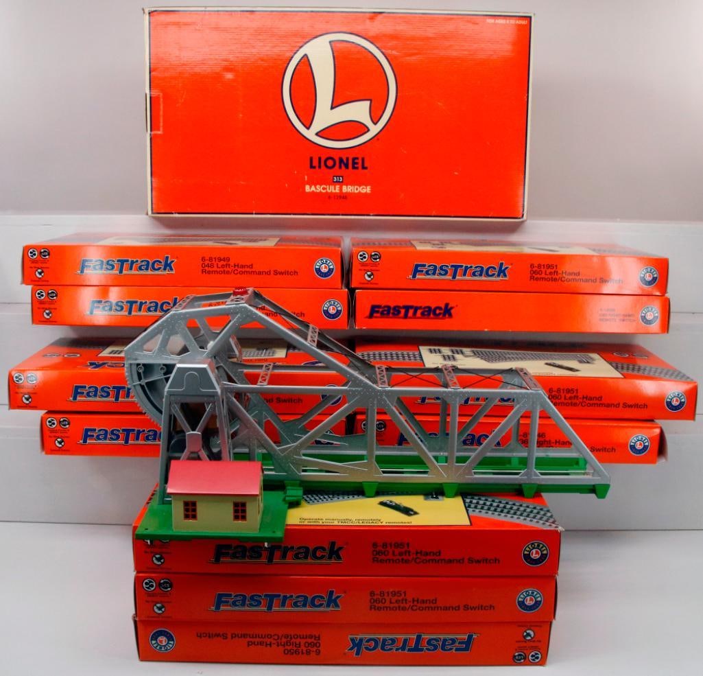 Lionel O Modern O Gauge Fastrack Left Hand Remote/Command Switches X5/048 Right Hand Remote (1 of 7)