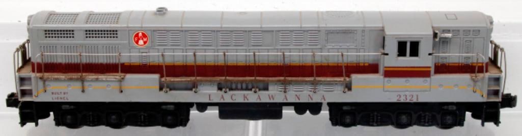 Lionel Postwar O Gauge 2321 Lackawanna FM Trainmaster Gray Top (1 of 8)