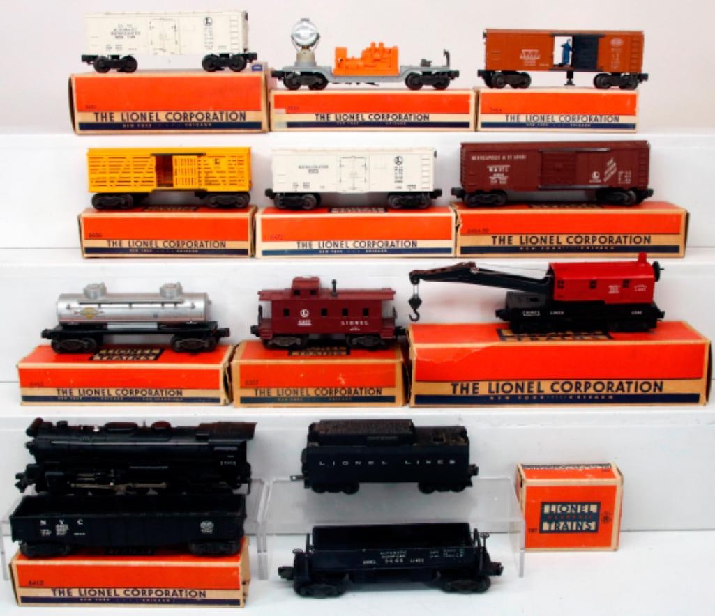 Lionel Postwar O Gauge 2065 Black Loco and 6026W Black Tender/3482 Milk Car/6472 Refrigerator Car (1 of 12)