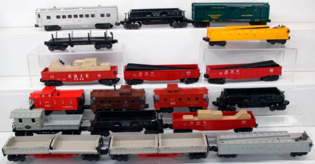 Lionel Postwar O Gauge Eighteen (18) Assorted Freight Cars (1 of 8)
