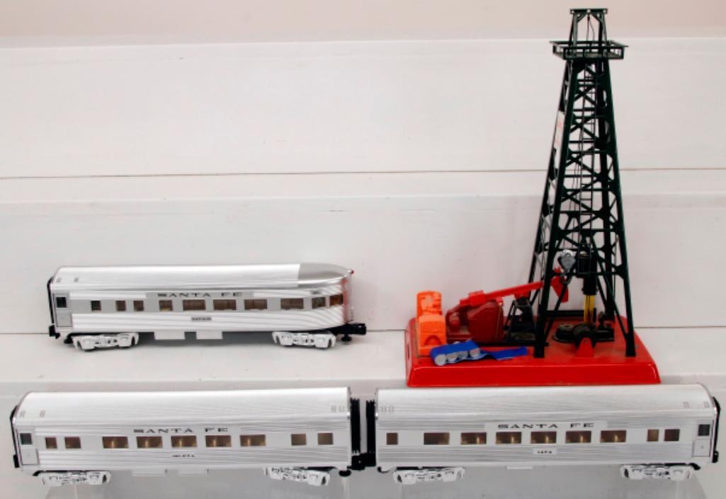Lionel Modern O Gauge 2305 Oil Derrick and Pumper and Santa Fe Observation Car/Santa Fe Pullman Car: Lionel Modern O Gauge 2305 Oil Derrick and Pumper and Santa Fe Observation Car/Santa Fe Pullman Car and Santa Fe X2, each in C7 minus to C7 overall.