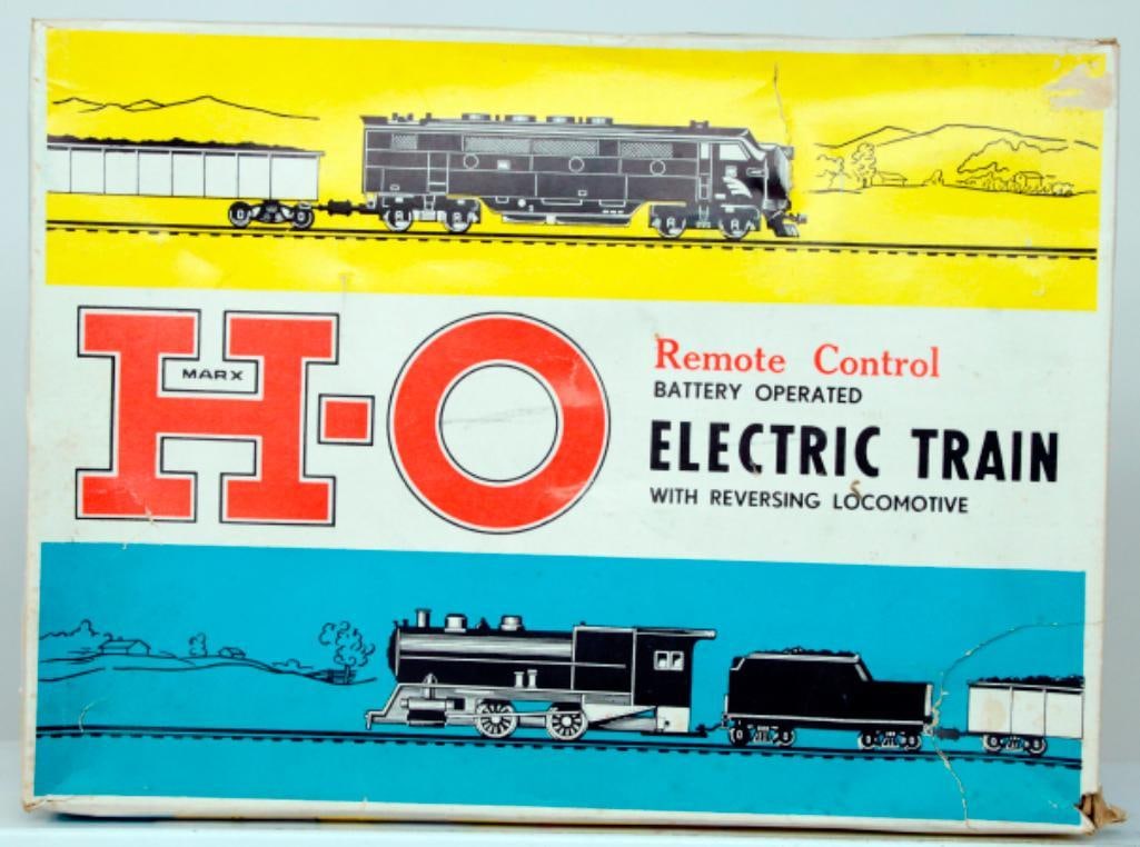 Marx Toy Trains O Gauge Mechanical Train Set 516 and Marx HO Remote-Control Battery Electric (1 of 20)