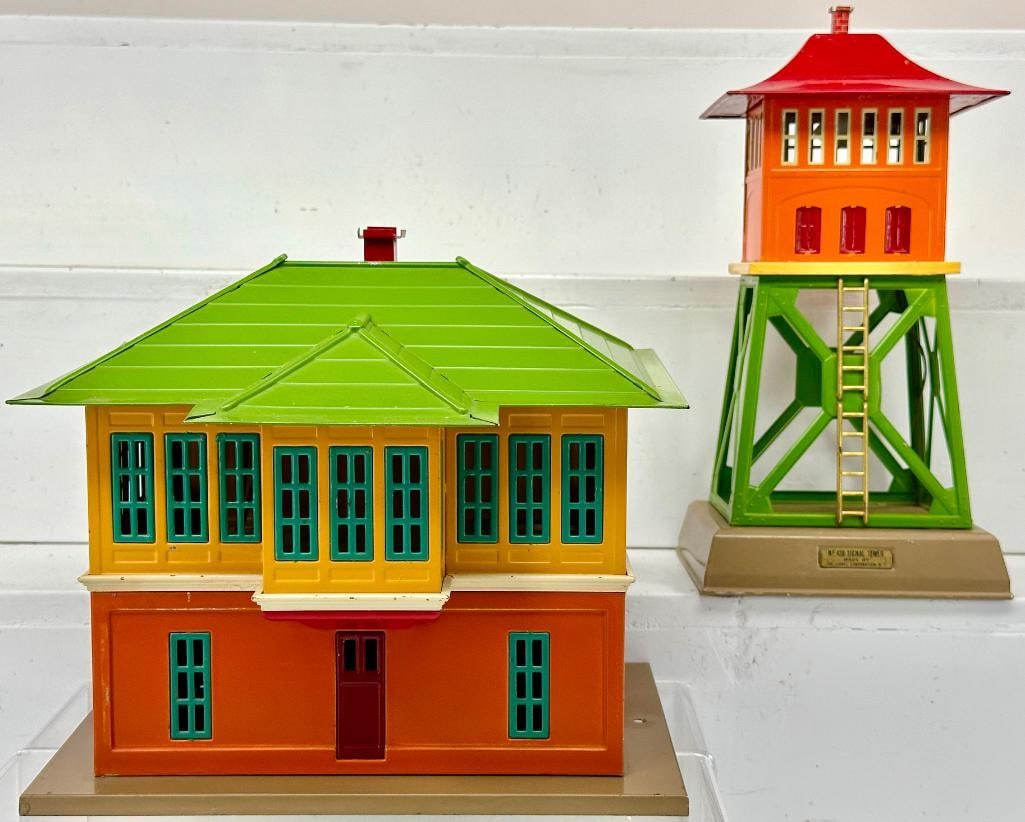 Lionel Prewar 437 Switch Signal Tower and 438 Signal Tower (1 of 13)