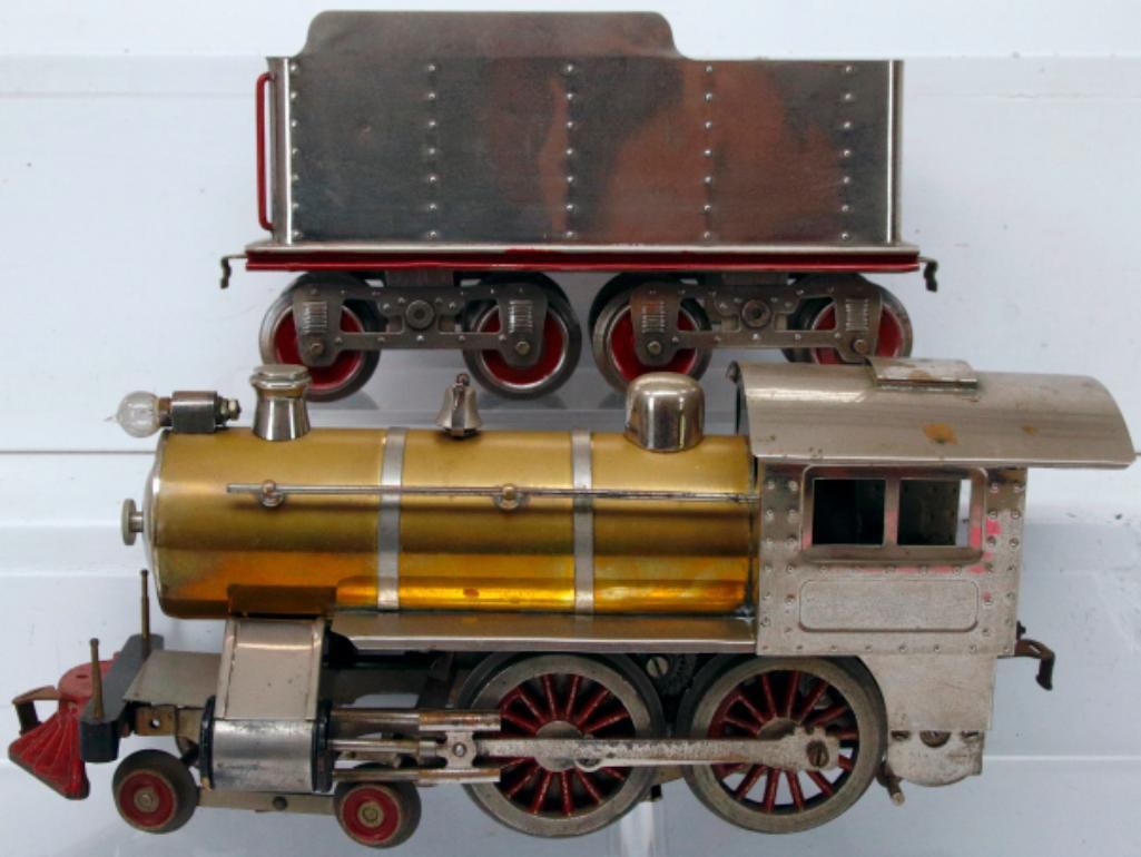 Lionel Prewar Standard Gauge #7 chrome and brass Loco and Tender (1 of 7)
