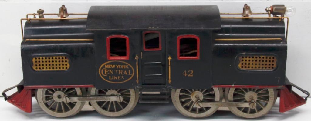 Lionel Prewar Standard Gauge Black 42 Electric Loco (1 of 6)