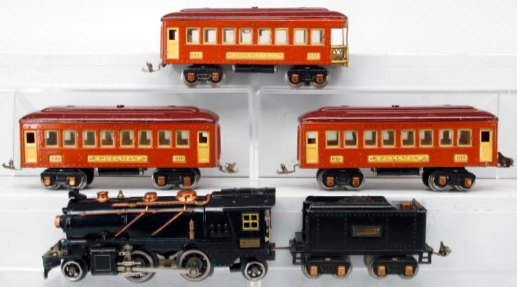 Lionel Prewar O Gauge 262 Black Loco & 262T Black Tender & 610-610-612 terra-cotta Passenger Cars: Lionel Prewar O Gauge 262 Black Loco and 262T Black Tender and 610 - 610 - 612 terra-cotta and maroon Passenger Cars, with the 262 and 262T in C7 minus overall condition, and the 610 - 610 - 612 terra