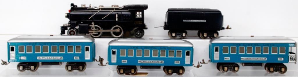 Lionel Prewar O Gauge 262E Passenger Set with blue and silver 610 - 610 - 612 Passenger Cars: Lionel Prewar O Gauge 262E Passenger Set with blue and silver 610 - 610 - 612 Passenger Cars, with the 262E in C7, the Tender repainted to look C8, the 612 in C6 plus and each of the 610s in C7.
