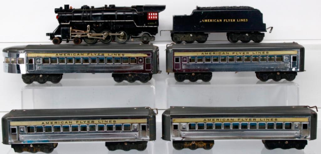 American Flyer Prewar O Gauge 43226 Loco and Tender with 1621 chrome and gray Four Passenger Cars (1 of 9)