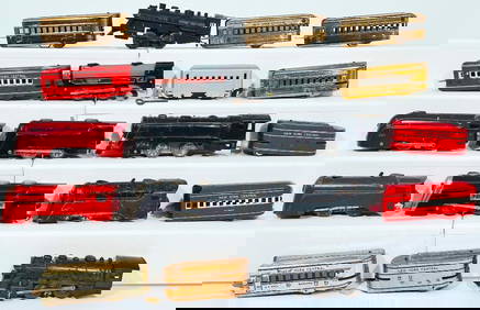 Marx Prewar and Postwar O Gauge Nine Assorted Locos/Assorted Passenger Cars/copper NYC Passenger Car (1 of 8)