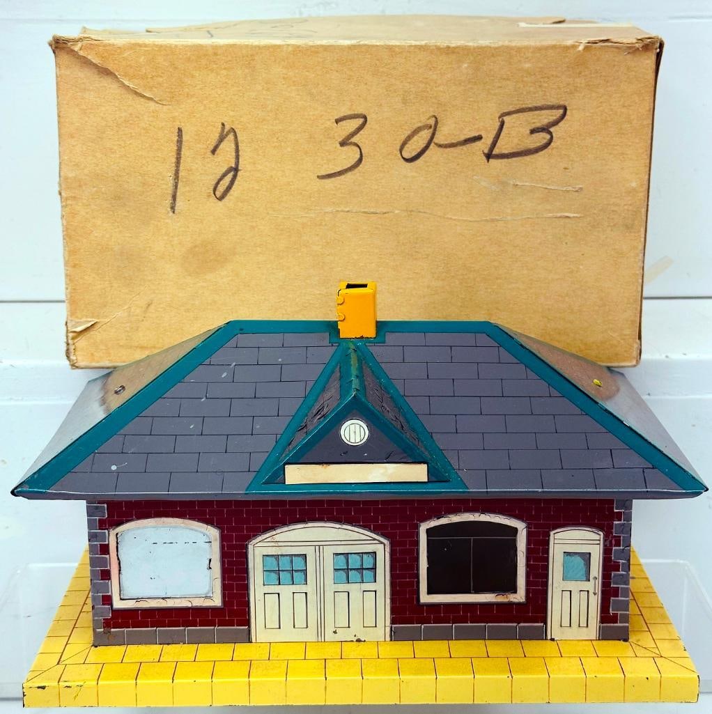 Marx Postwar O Gauge Girard Train Station Hand Painted Factory Prototype (1 of 7)