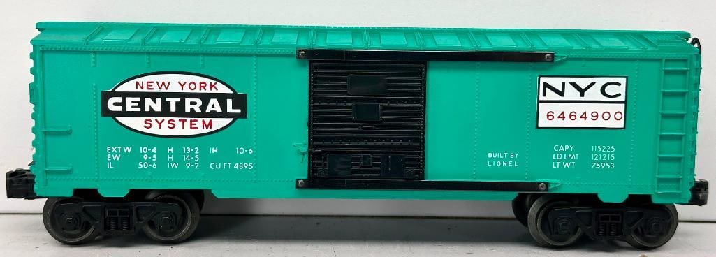 Lionel Postwar O Gauge New York Central 6464 - 900 Box Car Type IV from 1963 (1 of 7)