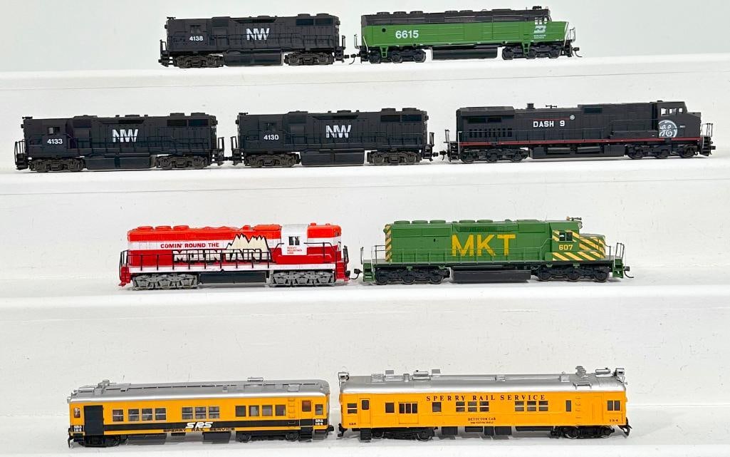 Unknown Manufacturer HO Scale Burlington Northern and General Electric Switchers/Norfolk and Western (1 of 8)
