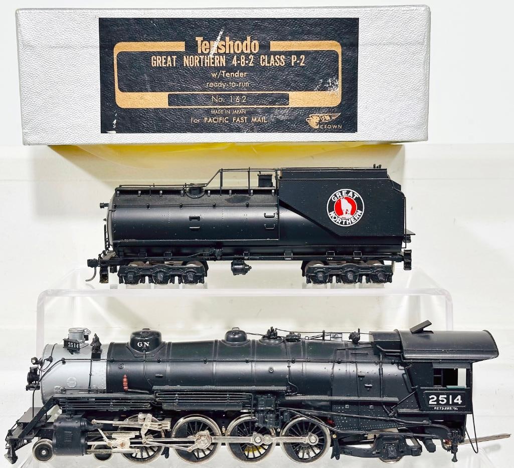 Tenshodo Brass HO Scale Great Northern 4 - 8 - 2 Class P - 2 Locomotive and Tender: Tenshodo Brass HO Scale Great Northern 4 - 8 - 2 Class P - 2 Locomotive and Tender, in C8 or better and with its original box.