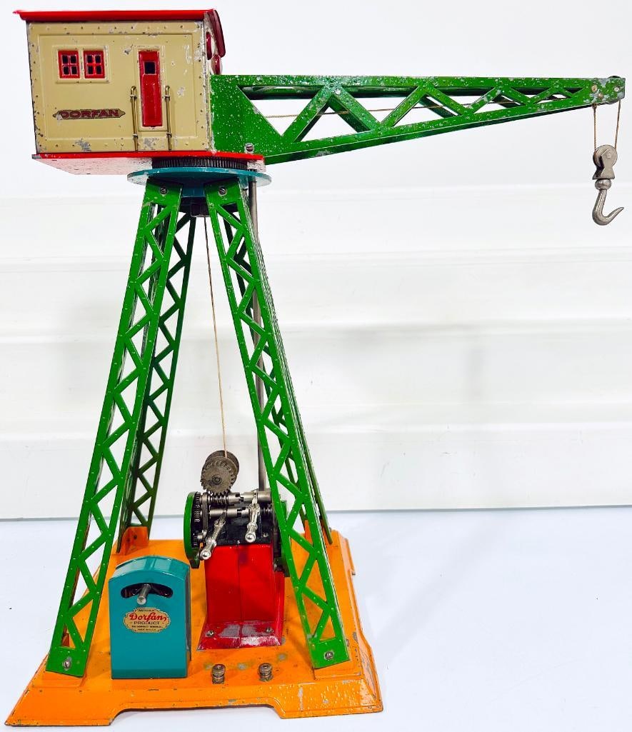 Dorfan Prewar 70 Crane: Dorfan Prewar 70 Crane, in C6 plus to C7 minus overall condition. I will not ship this item because of the fragile diecast, which will more than likely break in shipping. I will deliver to the Sacrame