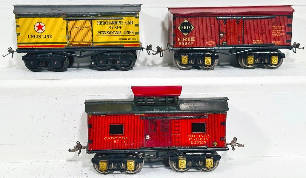 Ives Prewar O Gauge 67 Caboose - 64 Union Line six-inch Box Car - 85829 Erie six-inch Box Car (1 of 6)