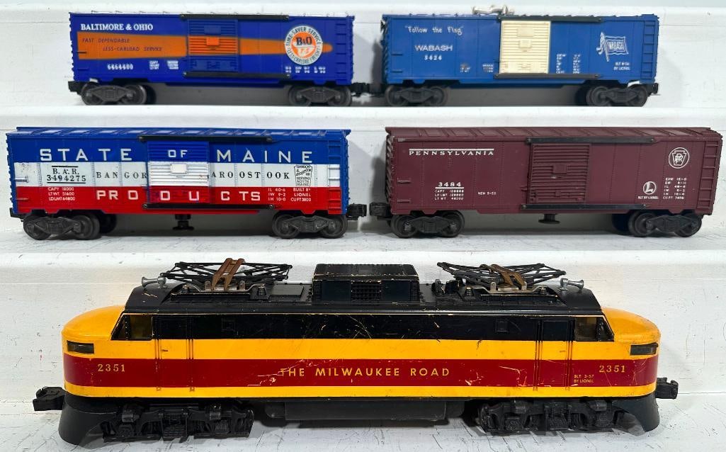 Lionel Postwar O Gauge 2351 Milwaukee Road EP - 5 and Four (4) Assorted Box Cars (1 of 9)