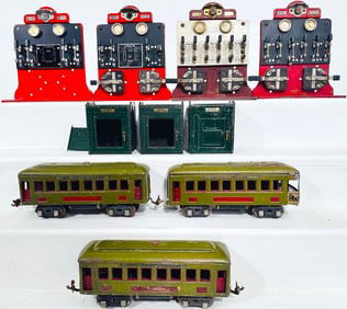 Lionel Prewar 439 Panel Board red X4 - 205 dark green Merchandise Container X3 - 610/610/612 Cars