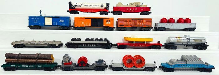 Lionel Postwar O Gauge Fourteen (14) Assorted Freight Cars
