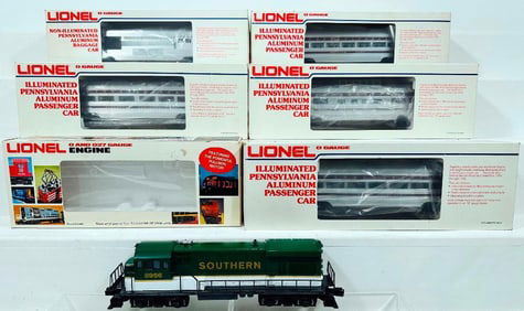 Lionel Modern O Gauge 5 Assorted Pennsylvania Baggage and Passenger Cars/Southern U36B Nonpowered