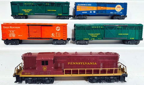 Lionel Postwar O Gauge 2028 Pennsylvania Switcher and Four (4) Assorted Box Cars