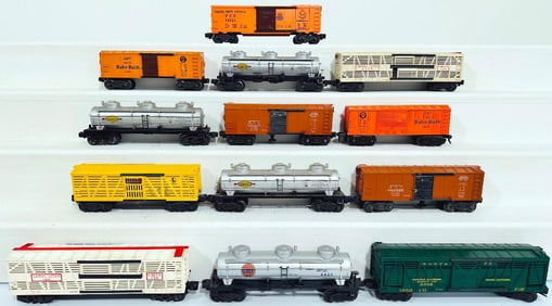 Lionel Postwar O Gauge Thirteen (13) Assorted Freight Cars